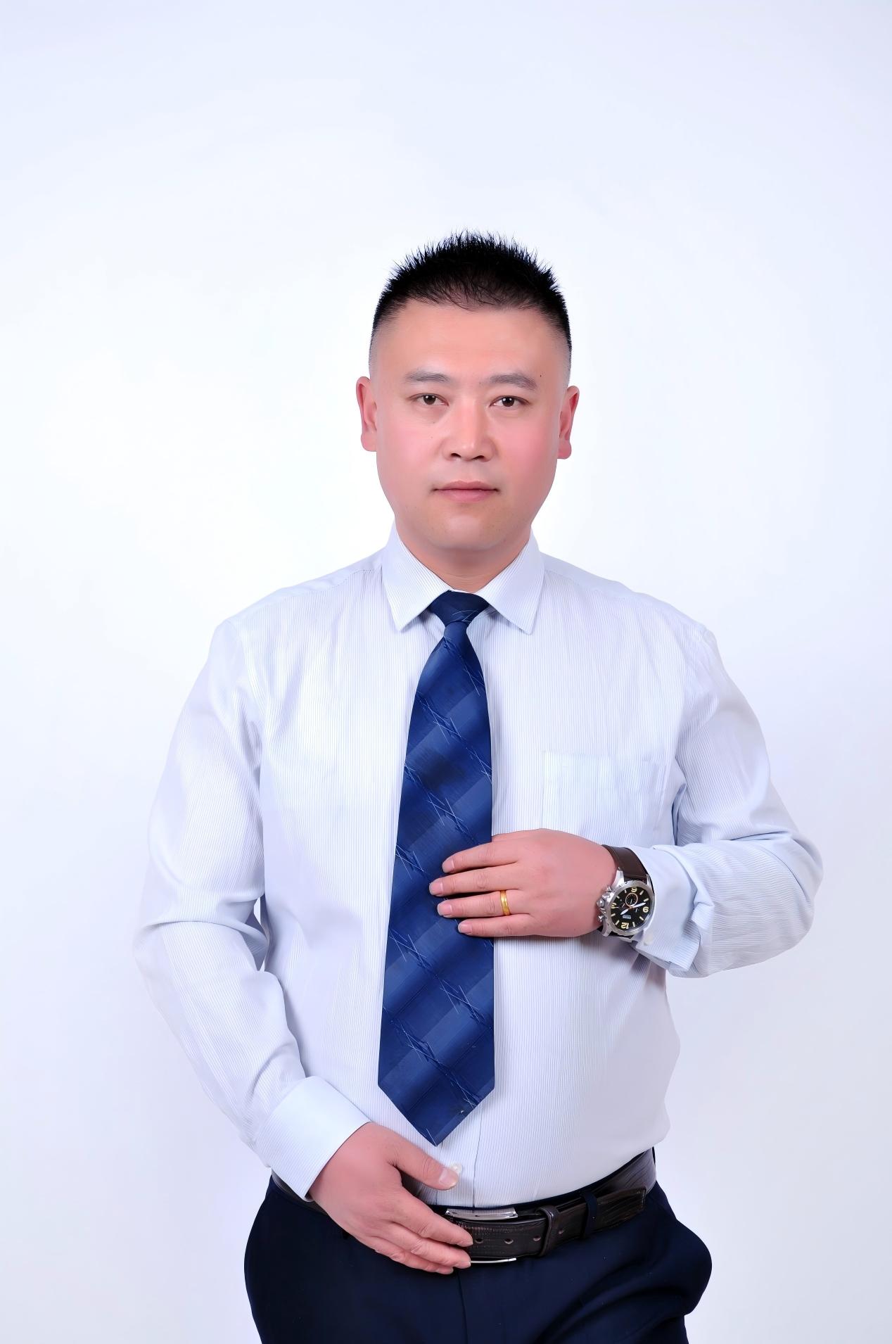 杨玉鹏